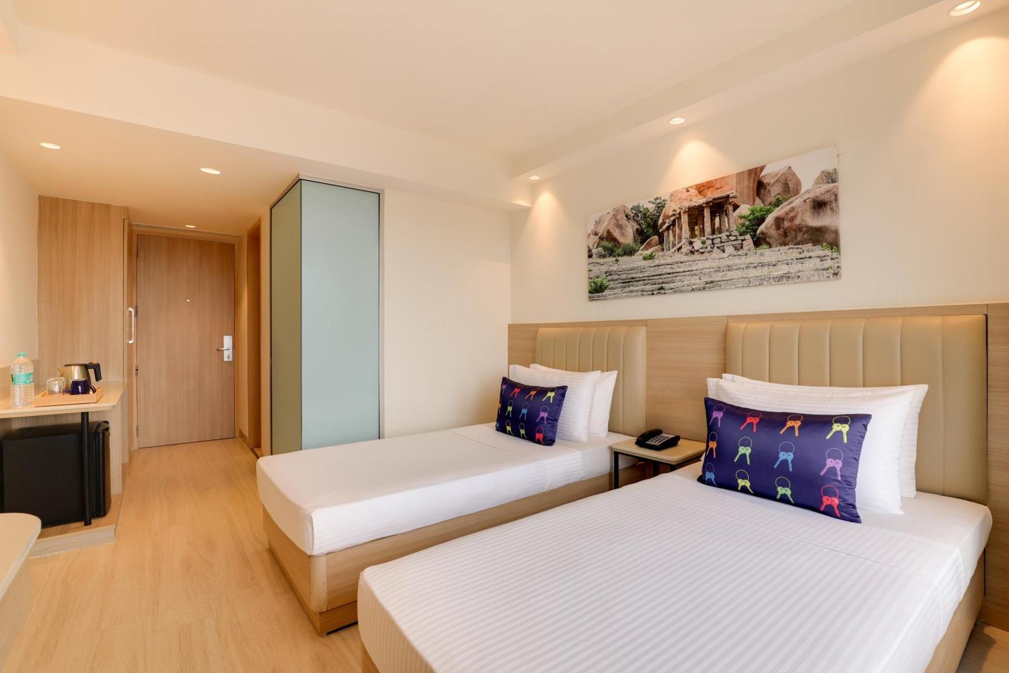 Keys Select By Lemon Tree Hotels, Hosur Road, Bengaluru Exterior photo